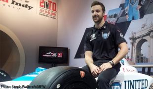 Hinchcliffe and Honda Canada ink promo deal for 2014