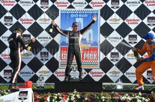 Castroneves completes Dual in Detroit sweep for Team Penske